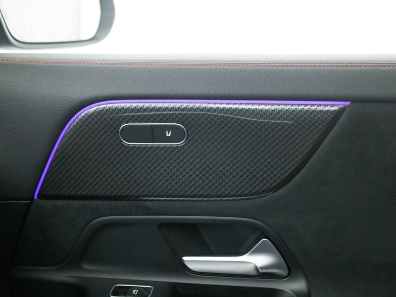 Mercedes GLA 200 d premium auto