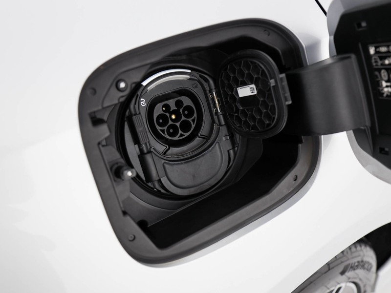 Mercedes Classe A 250 e phev (eq-power) premium auto ibrido argento