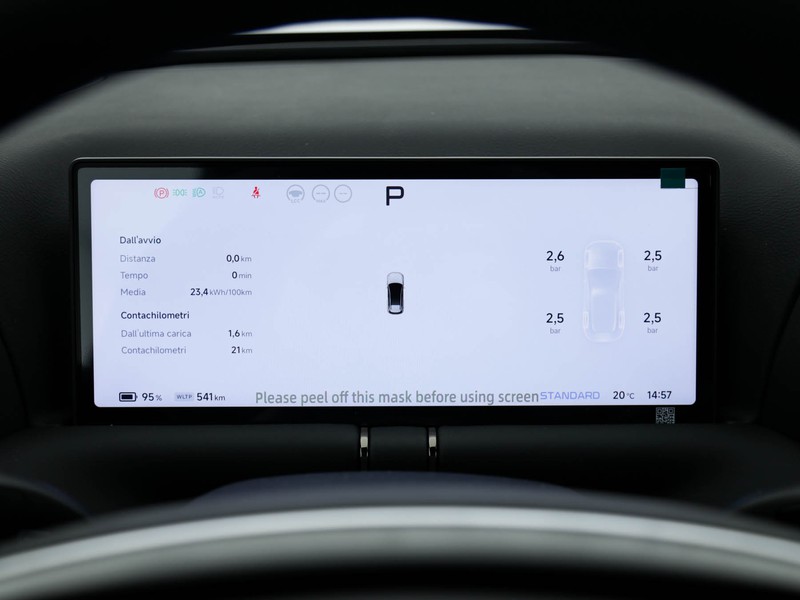 XPENG G9 80,3 kwh standard range rwd elettrica grigio