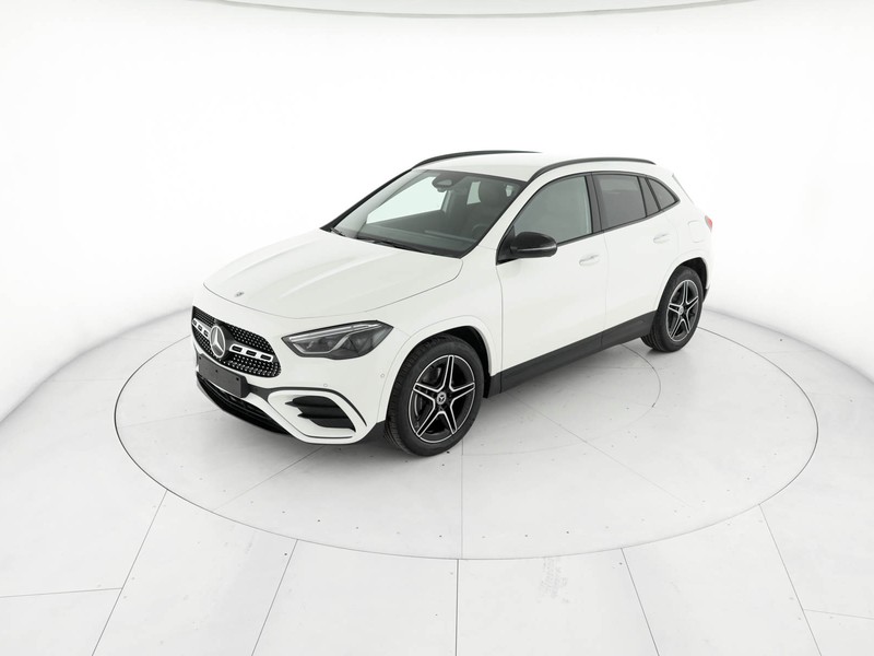 Mercedes GLA 200 d amg line extra auto diesel bianco