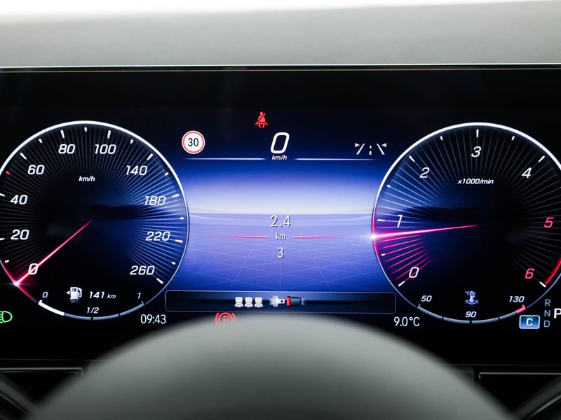 Mercedes GLA 200 d amg line extra auto diesel bianco