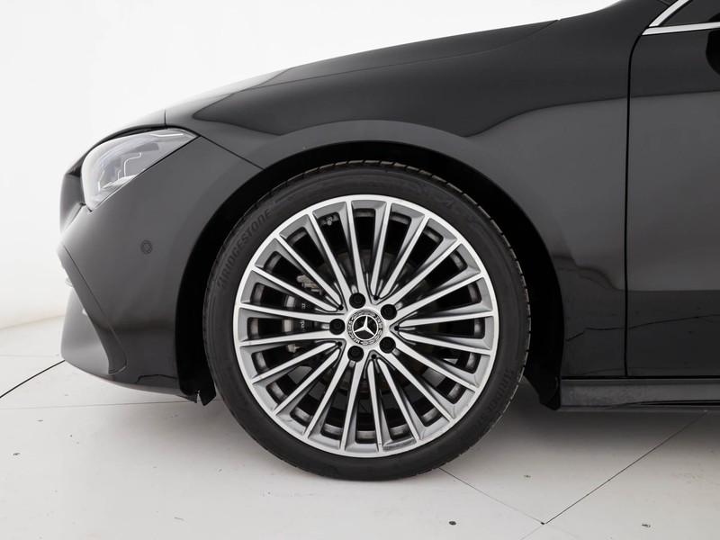 Mercedes CLA Shooting Brake  180 d amg line advanced plus auto diesel nero