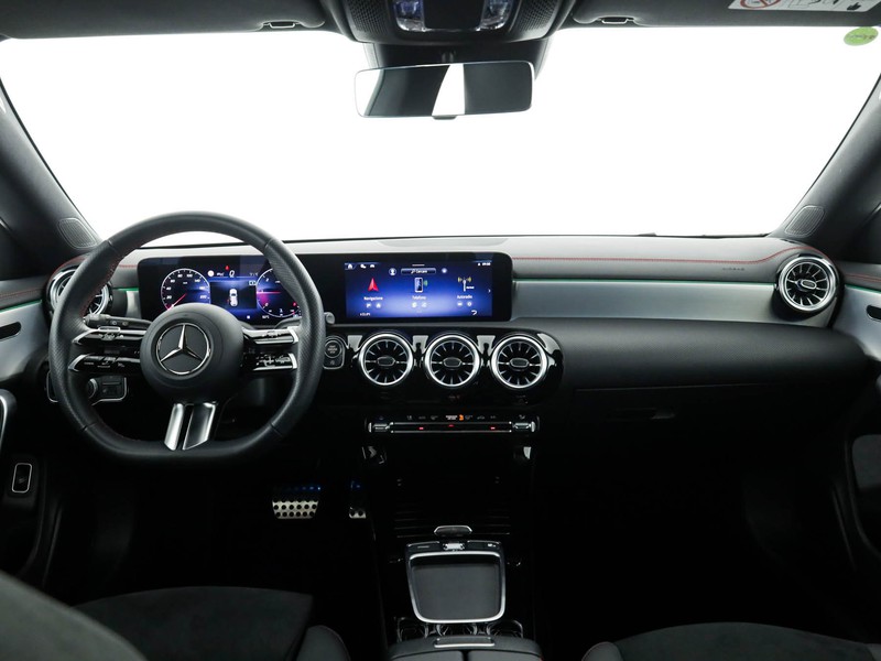 Mercedes CLA Shooting Brake  180 d amg line advanced plus auto diesel nero