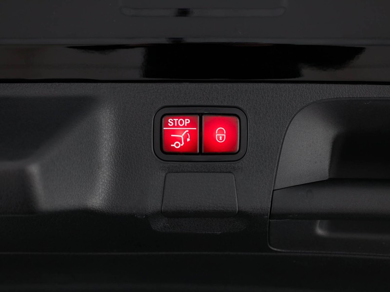 Mercedes CLA Shooting Brake  180 d amg line advanced plus auto diesel nero