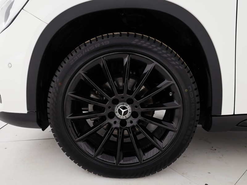 Mercedes GLA 200 d night edition auto