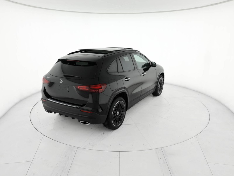 Mercedes GLA 250 e Plug-in hybrid diesel nero