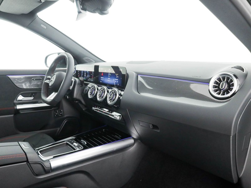 Mercedes GLA 250 e Plug-in hybrid diesel nero