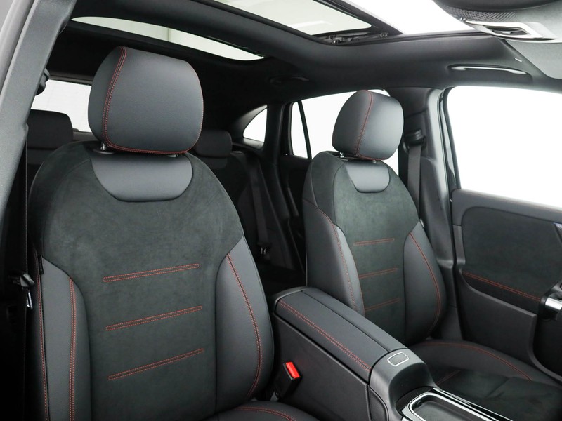 Mercedes GLA 250 e Plug-in hybrid diesel nero