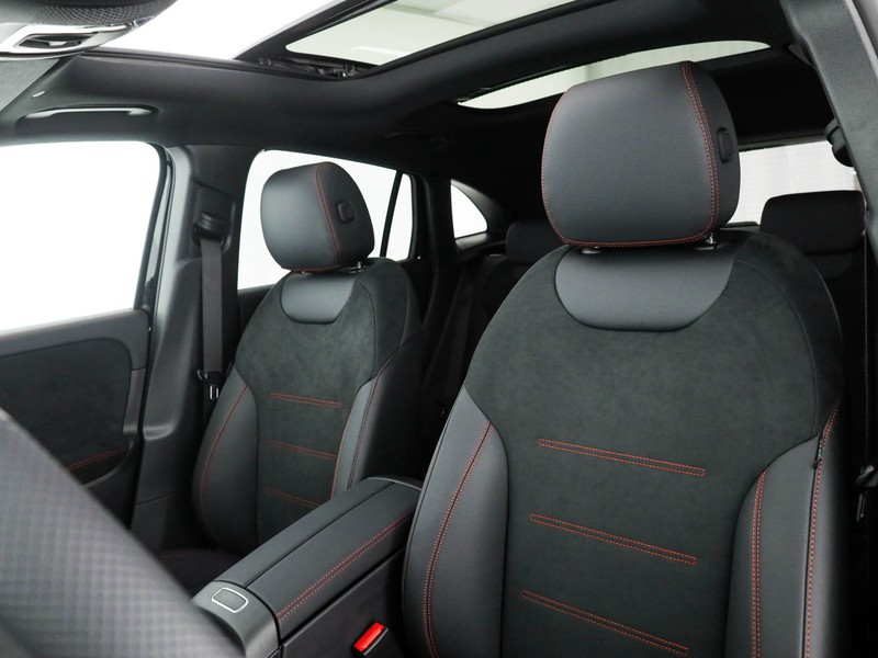 Mercedes GLA 250 e Plug-in hybrid diesel nero