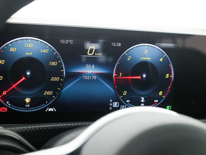 Mercedes Classe A 180 d sport auto diesel bianco