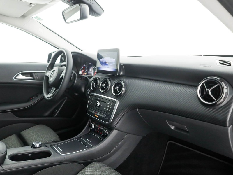 Mercedes GLA 200 d sport auto diesel nero