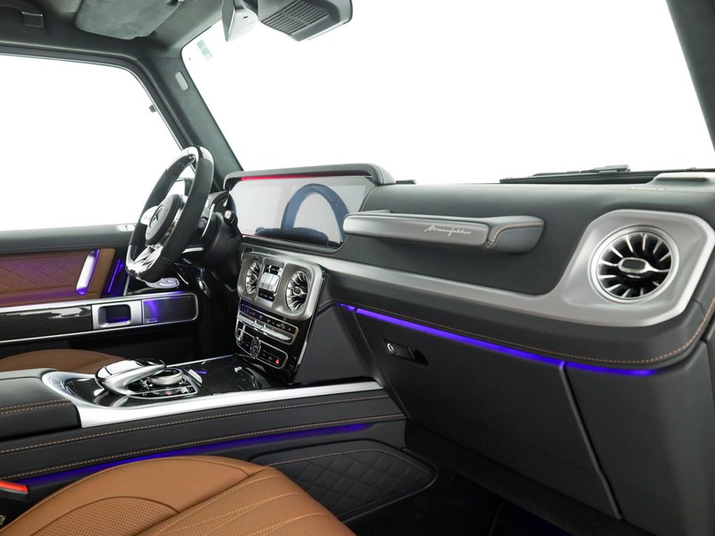 AMG Classe G g amg 63 585cv auto benzina verde