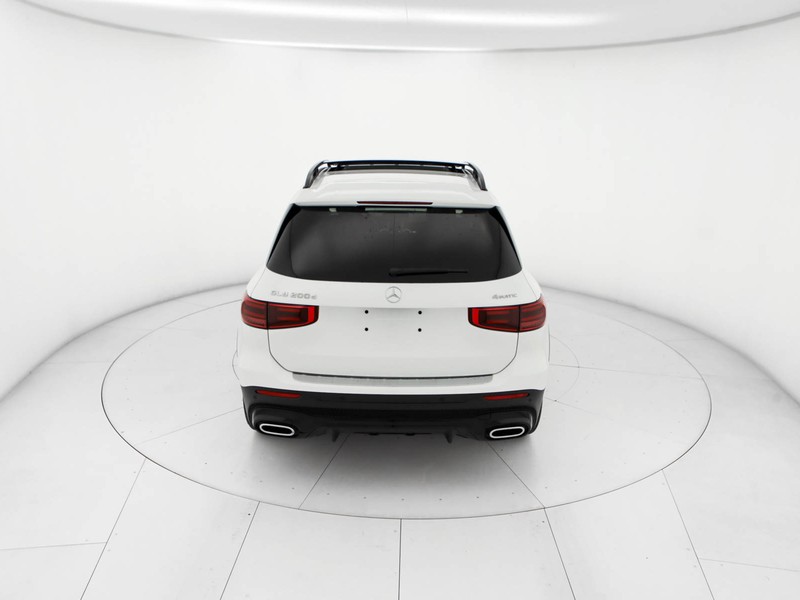 Mercedes GLB 200 d Automatic 4MATIC diesel bianco