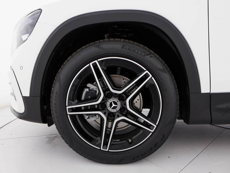 Mercedes GLB 200 d Automatic 4MATIC diesel bianco