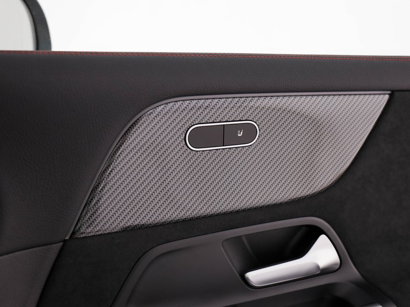 Mercedes GLA 200 d automatic diesel bianco