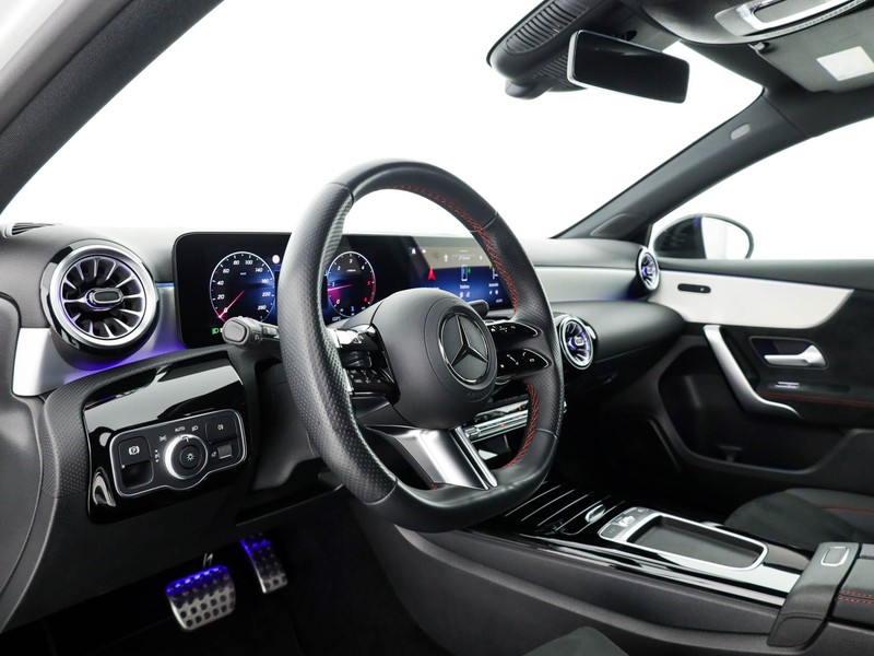 Mercedes Classe A 200 d amg line advanced plus auto diesel bianco