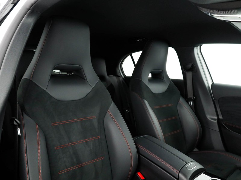 Mercedes Classe A 200 d amg line advanced plus auto diesel bianco