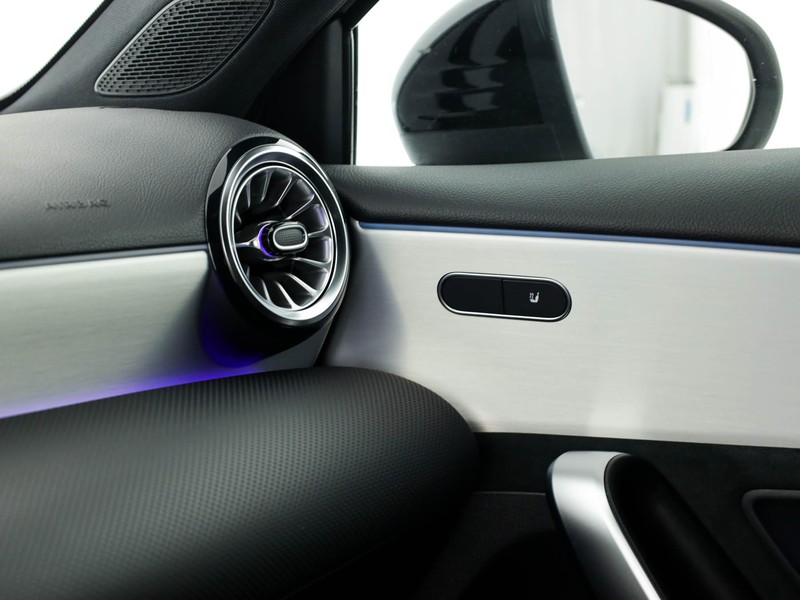 Mercedes Classe A 200 d amg line advanced plus auto diesel bianco