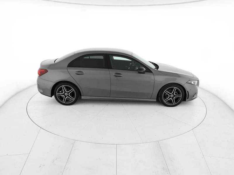 Mercedes Classe A 180 d premium auto diesel grigio