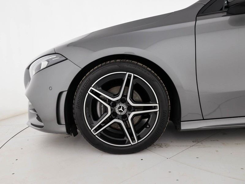 Mercedes Classe A 180 d premium auto diesel grigio