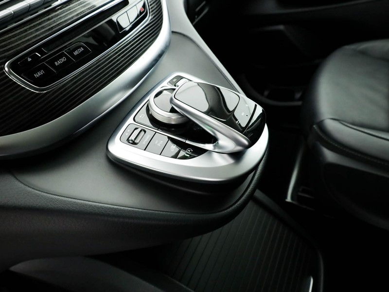 Mercedes Classe V long 300 d executive business 4matic auto diesel bianco