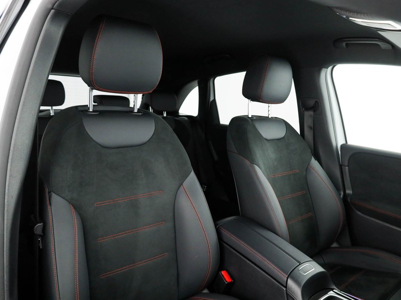 Mercedes Classe B 180 d amg line premium auto