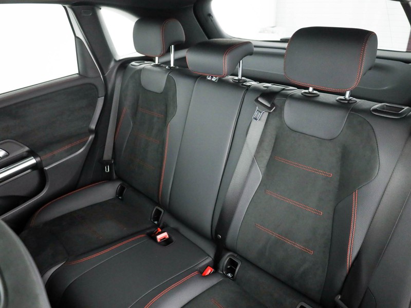 Mercedes Classe B 180 d amg line premium auto