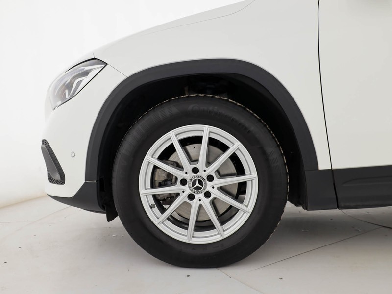 Mercedes GLA 180 d business auto diesel bianco