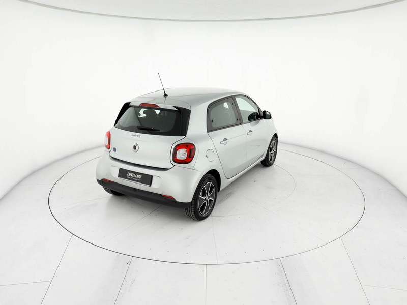 Smart Fortwo Forfour II 2020 elettrica grigio