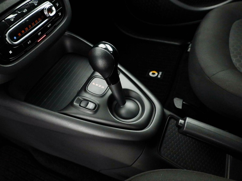 Smart Fortwo Forfour II 2020 elettrica grigio