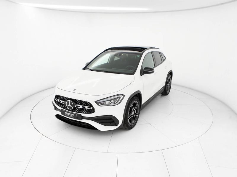 Mercedes GLA 200 d premium auto diesel bianco