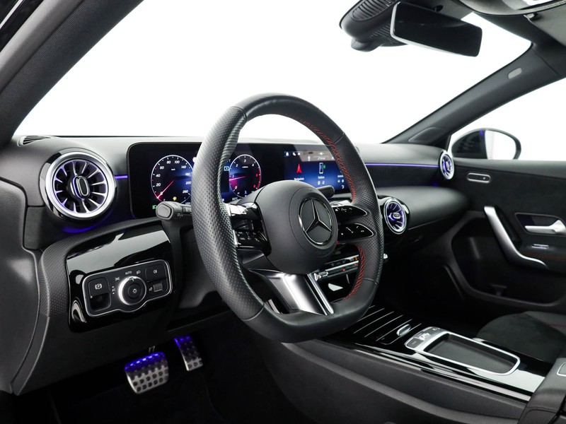 Mercedes Classe A 180 d amg line premium auto diesel nero