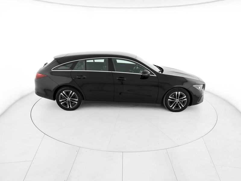 Mercedes CLA Shooting Brake  180 d advanced auto