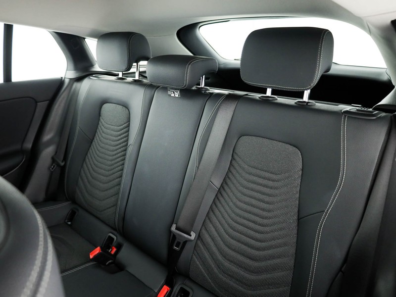 Mercedes CLA Shooting Brake  180 d advanced auto