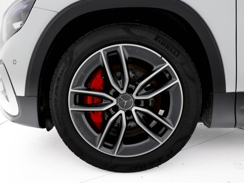 AMG GLB amg 35 amg line premium plus 4matic auto ibrido bianco