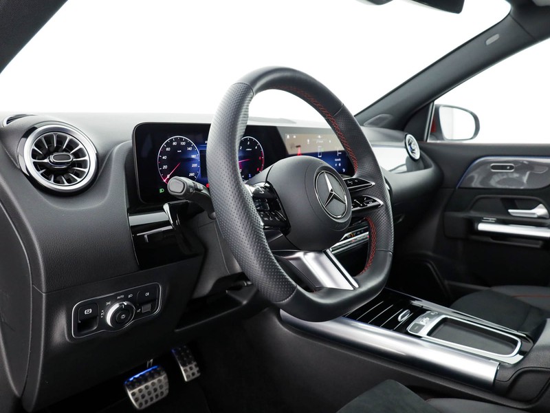 Mercedes GLA 200 d amg line advanced plus 4matic auto diesel rosso