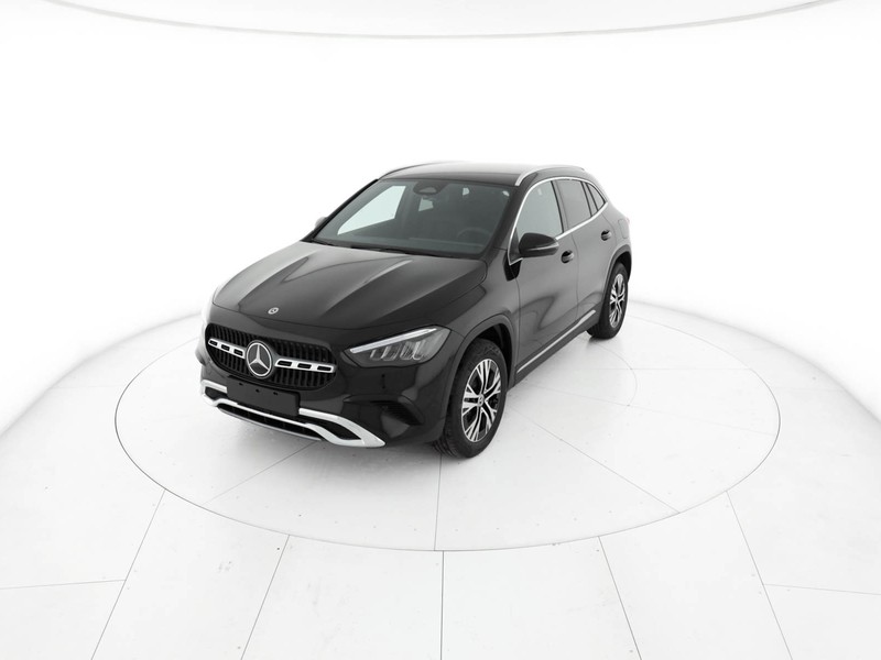 Mercedes GLA 200 d progressive extra auto diesel nero