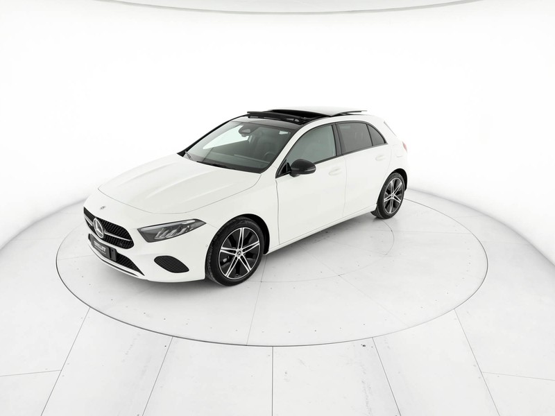 Mercedes Classe A 180 progressive advanced auto ibrido bianco