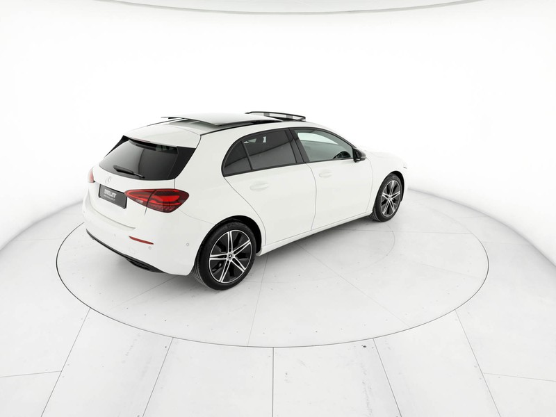 Mercedes Classe A 180 progressive advanced auto ibrido bianco