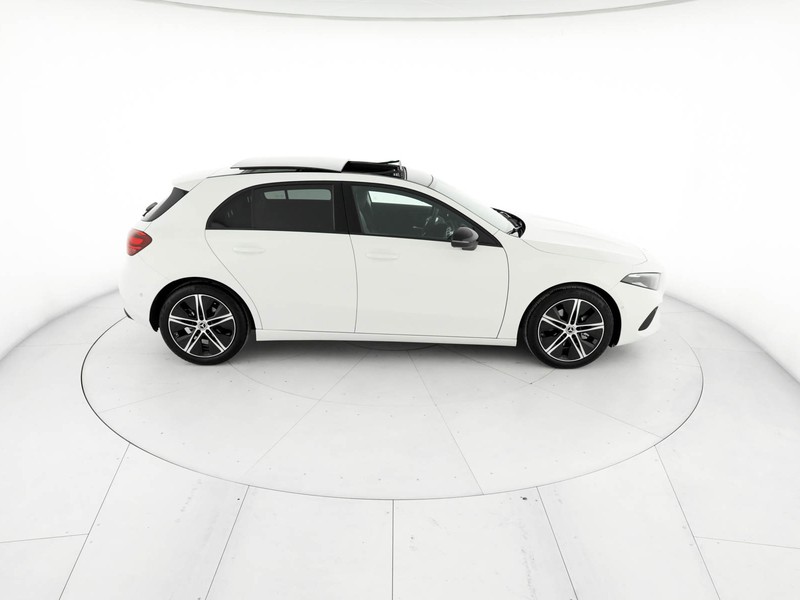 Mercedes Classe A 180 progressive advanced auto ibrido bianco