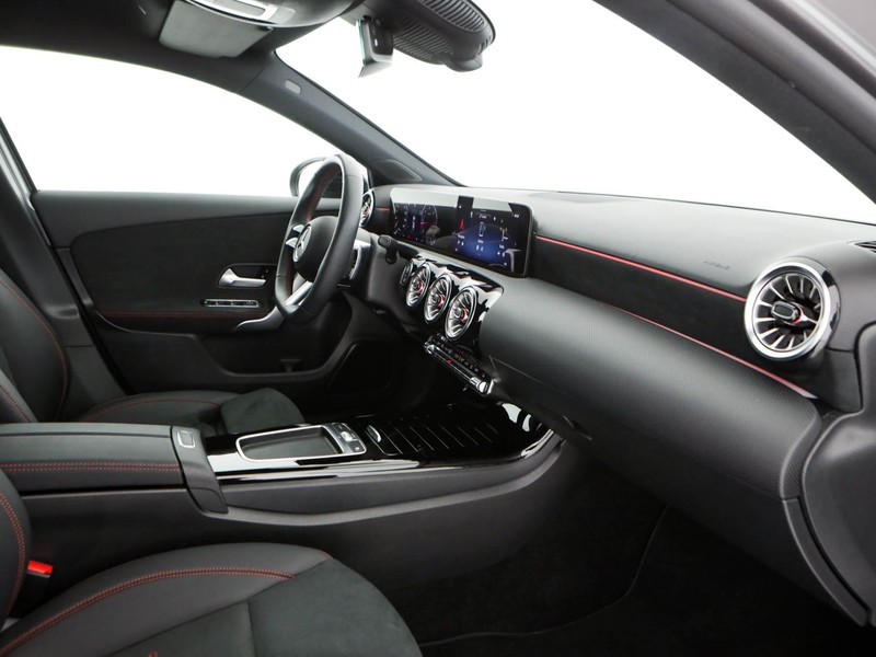 Mercedes Classe A 180 d amg line premium auto diesel grigio