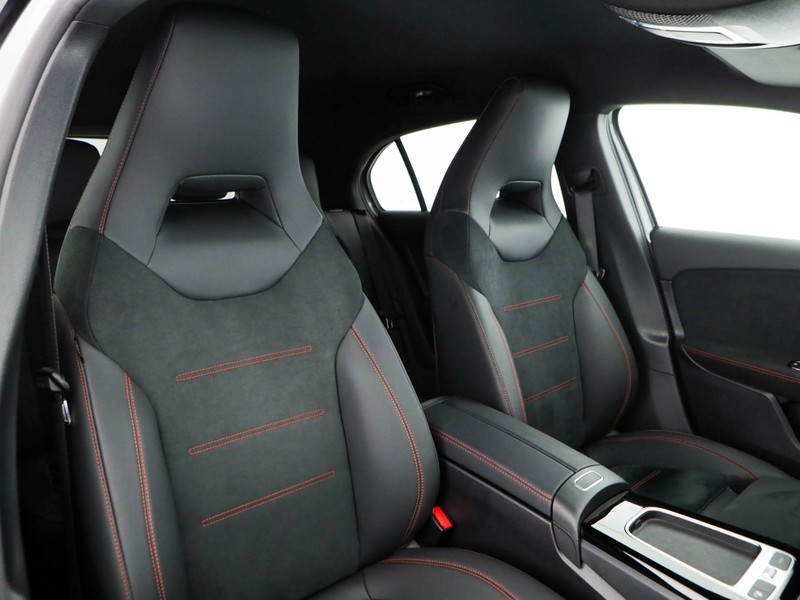 Mercedes Classe A 180 d amg line premium auto diesel grigio