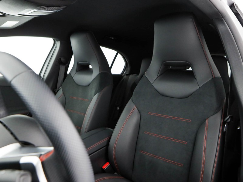 Mercedes Classe A 180 d amg line premium auto diesel grigio