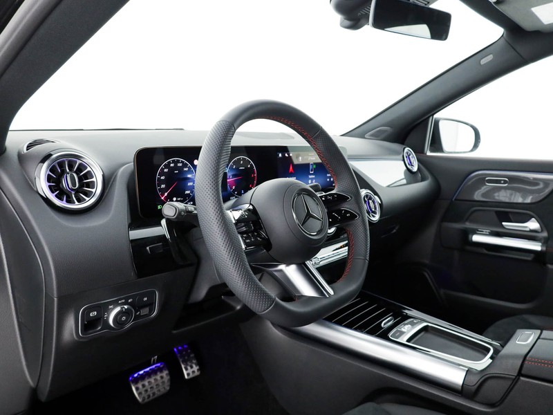 Mercedes GLA 200 d amg line extra auto diesel nero