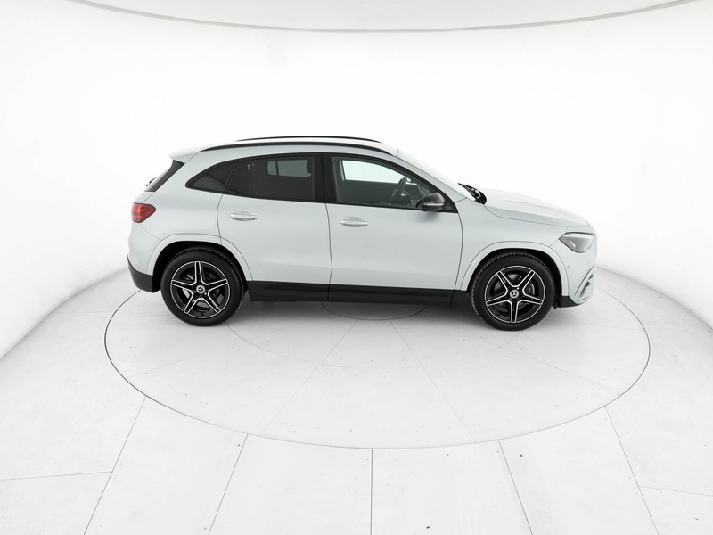 Mercedes GLA 200 d amg line advanced plus auto diesel argento