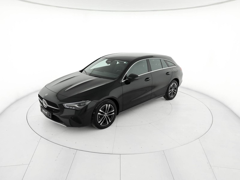 Mercedes CLA Shooting Brake  180 d advanced auto diesel nero