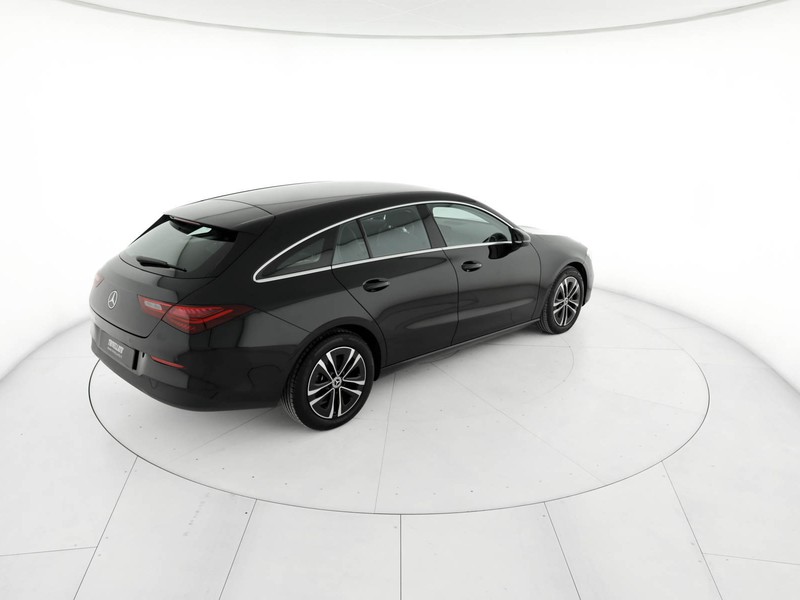 Mercedes CLA Shooting Brake  180 d advanced auto diesel nero