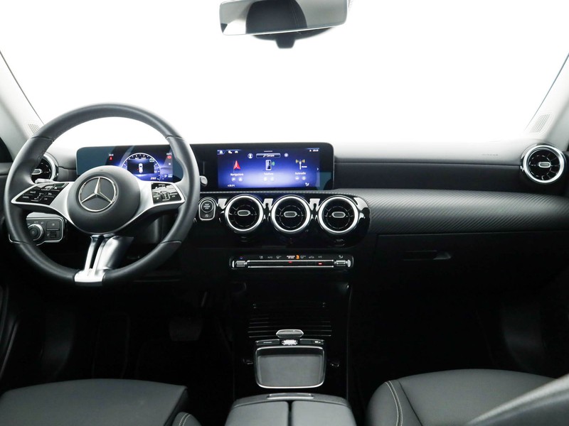 Mercedes CLA Shooting Brake  180 d advanced auto diesel nero