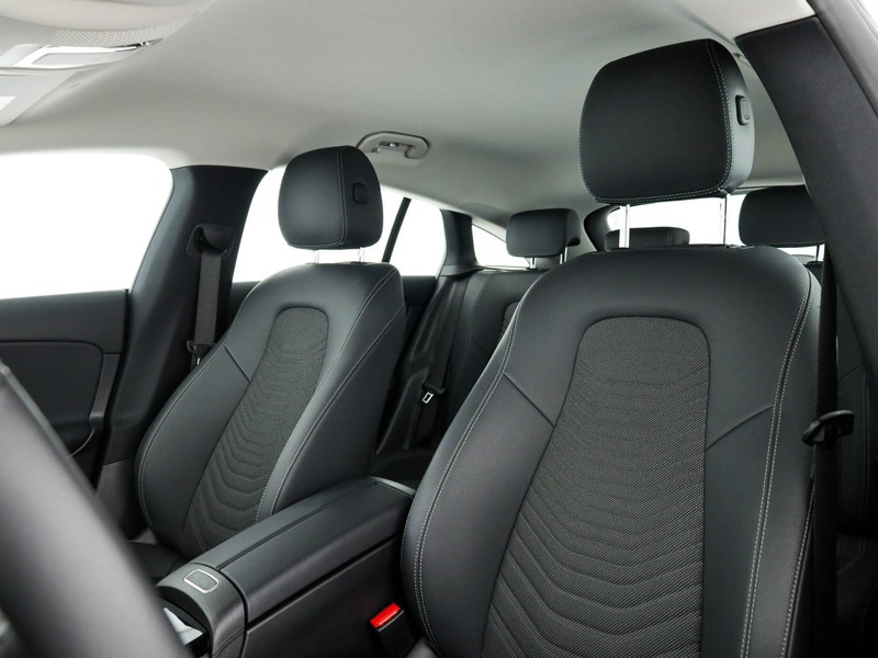 Mercedes CLA Shooting Brake  180 d advanced auto diesel nero