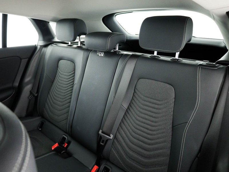 Mercedes CLA Shooting Brake  180 d advanced auto diesel nero